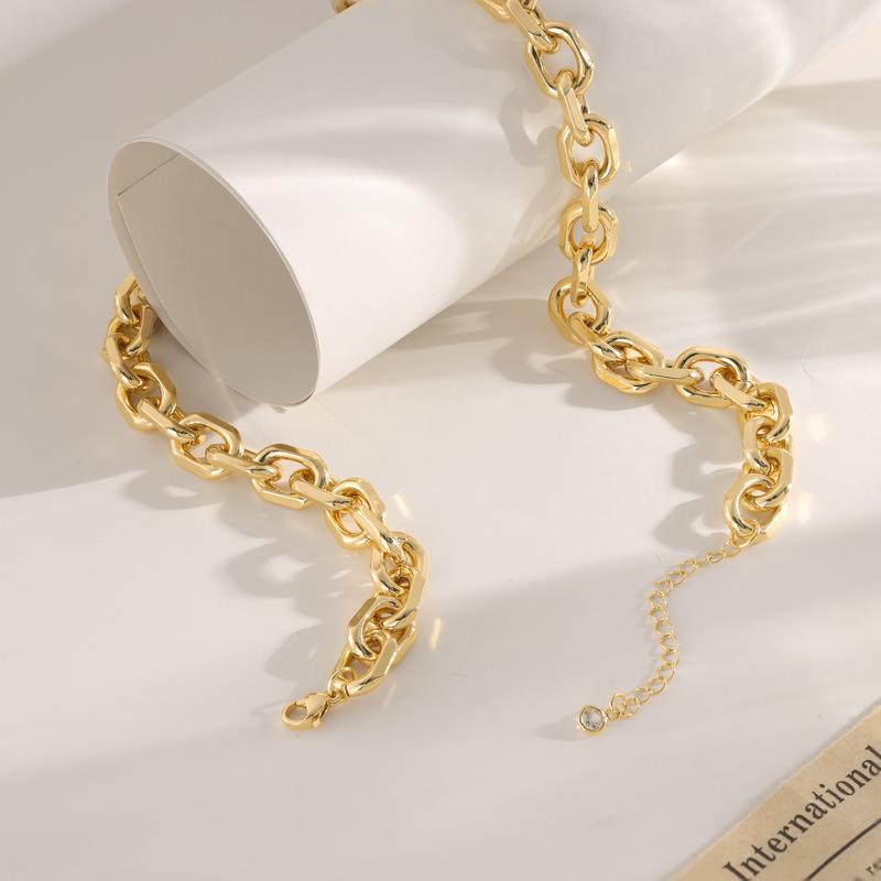 Dainty Paperclip Necklace