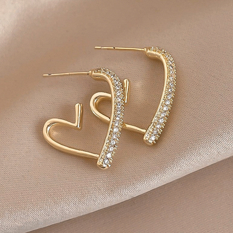 Heart Curve CZ Stud Earrings