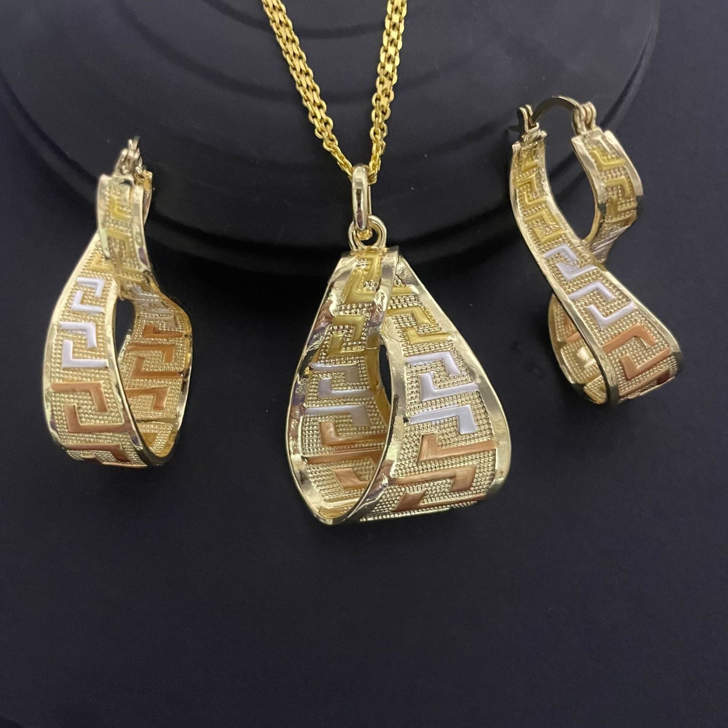 2pc Greek Pattern Pendant Jewelry Set