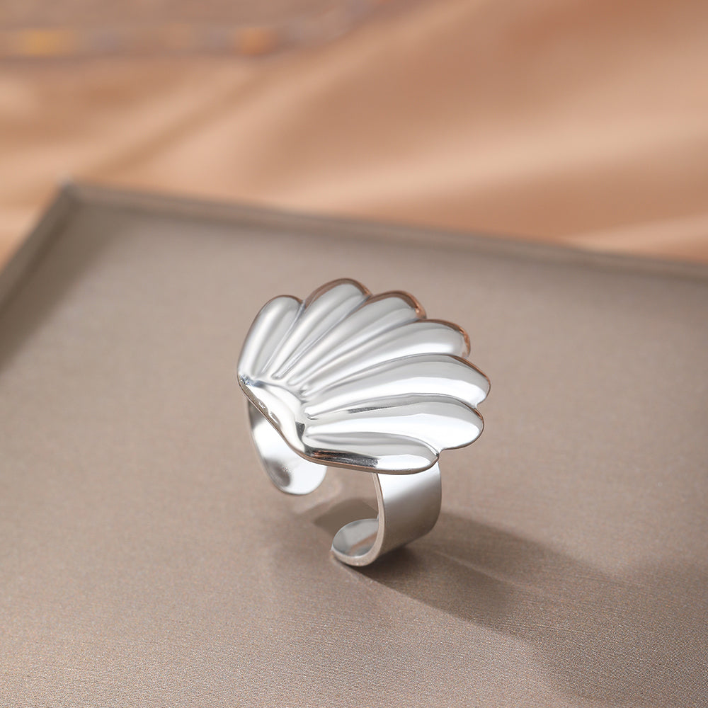 Bold Shell Statement Ring