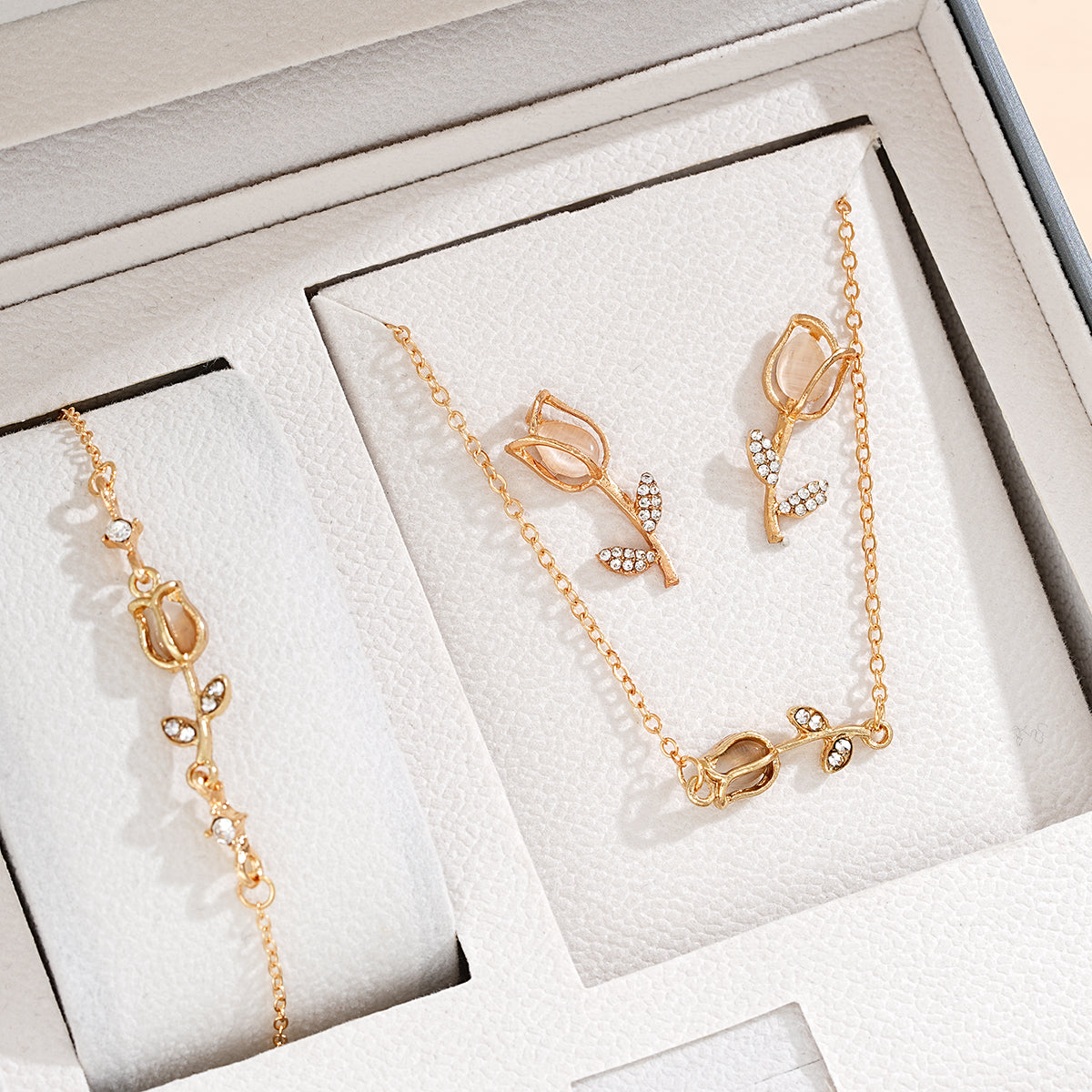 3pc Gold Tulip Flower Jewelry Set