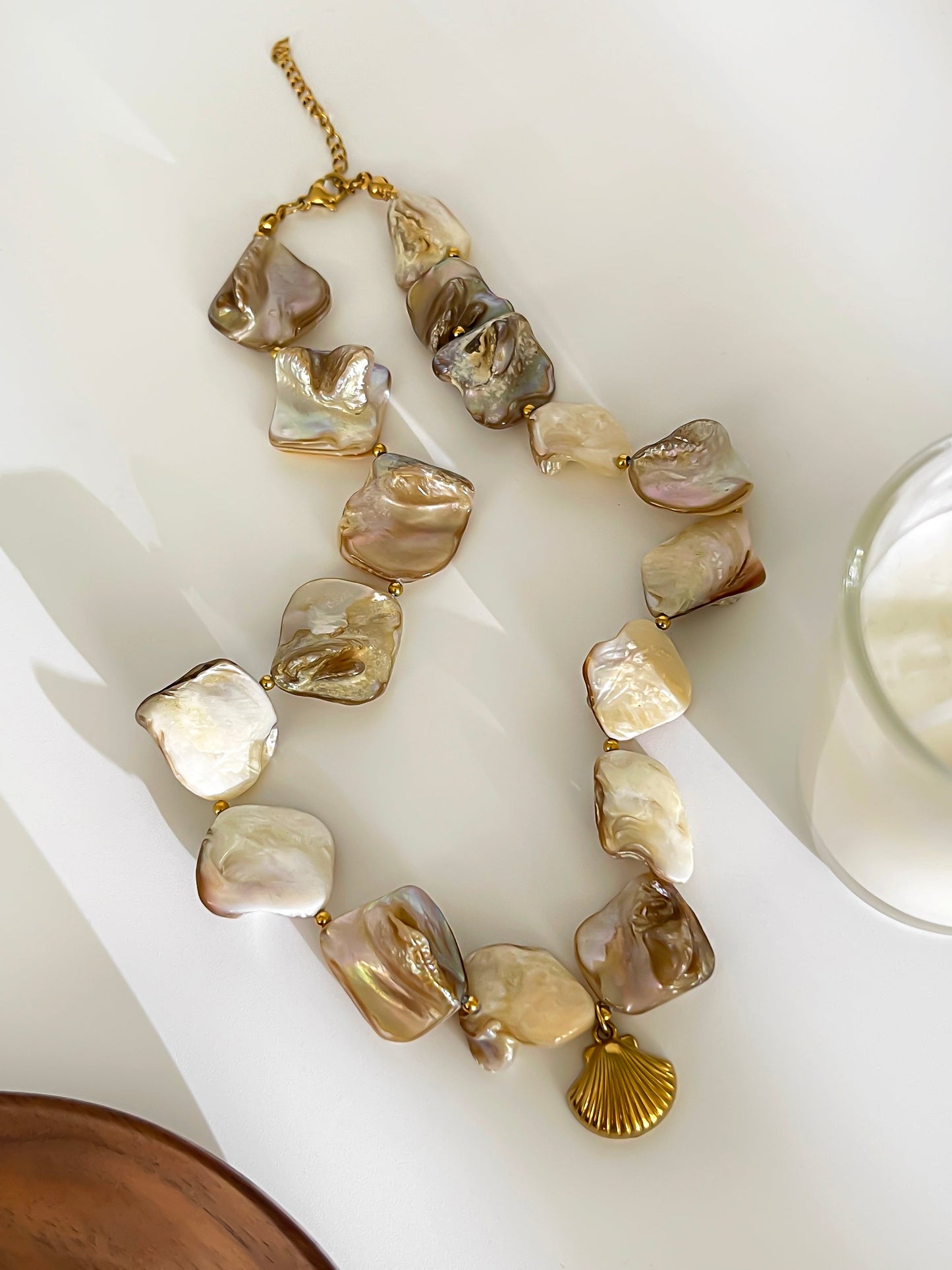 Chunky Shell Pearl Choker with Gold Seashell Charm