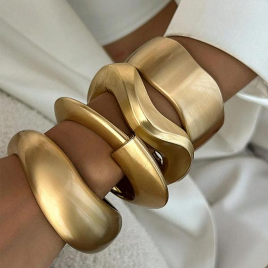4pc Wavy Cuff Bracelet Set