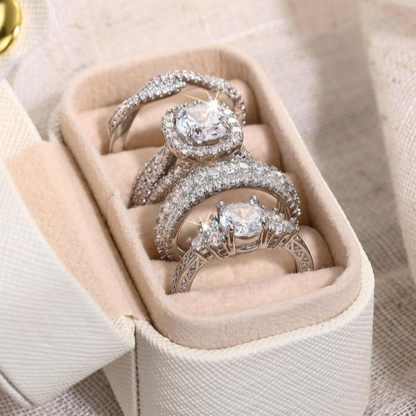 4pc Elegant Rhinestone Ring Set
