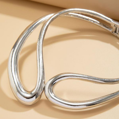 Minimal Hollow Chunky Necklace