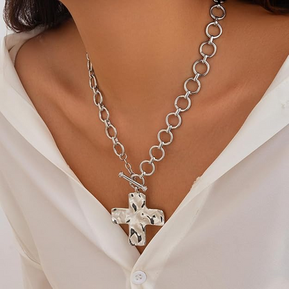 Dainty Cross Buckle Necklace