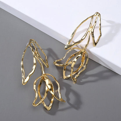 Wavy Gold Hoop Earrings