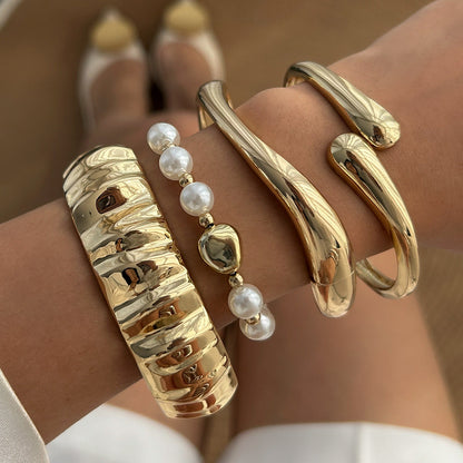 Gold & Silver Metal Bangle Stack
