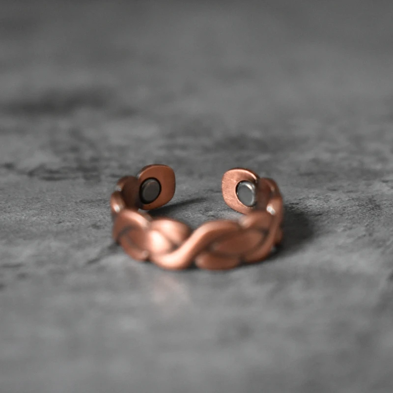 Intertwined Magnetic Copper Ring