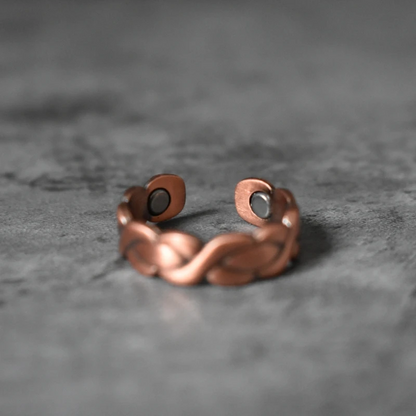 Intertwined Magnetic Copper Ring