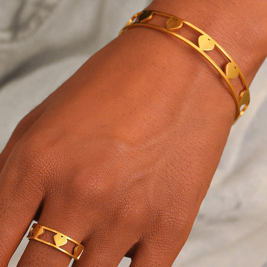 2pc Gold Heart Cutout Bracelet & Ring Set