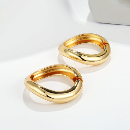 2pc Bold Sculpted Cuff Bracelet Set