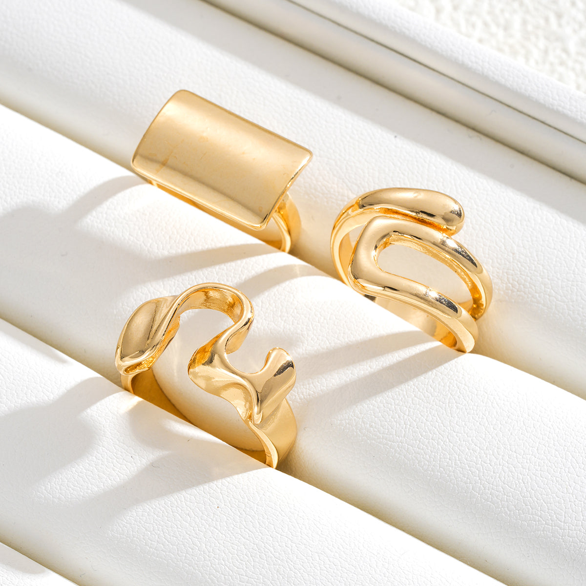 3pc Bold Abstract Gold Ring Set