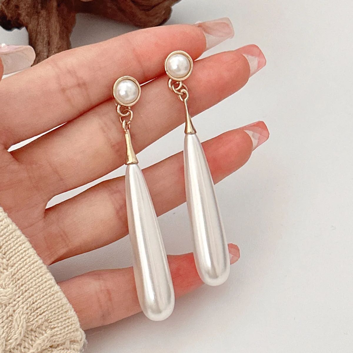 Pearl Teardrop Dangle Earrings