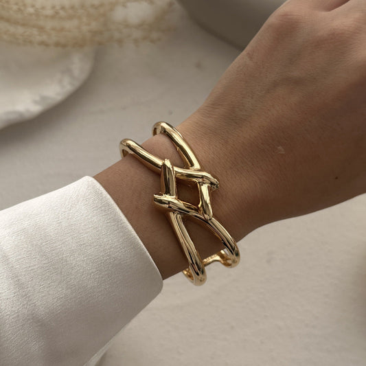 Chunky Gold Crossover Bracelet