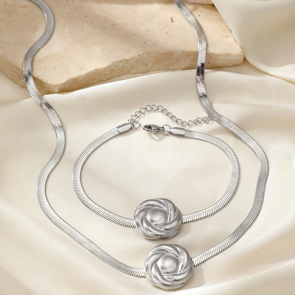 2pc Twisted Medallion Necklace & Bracelet Set