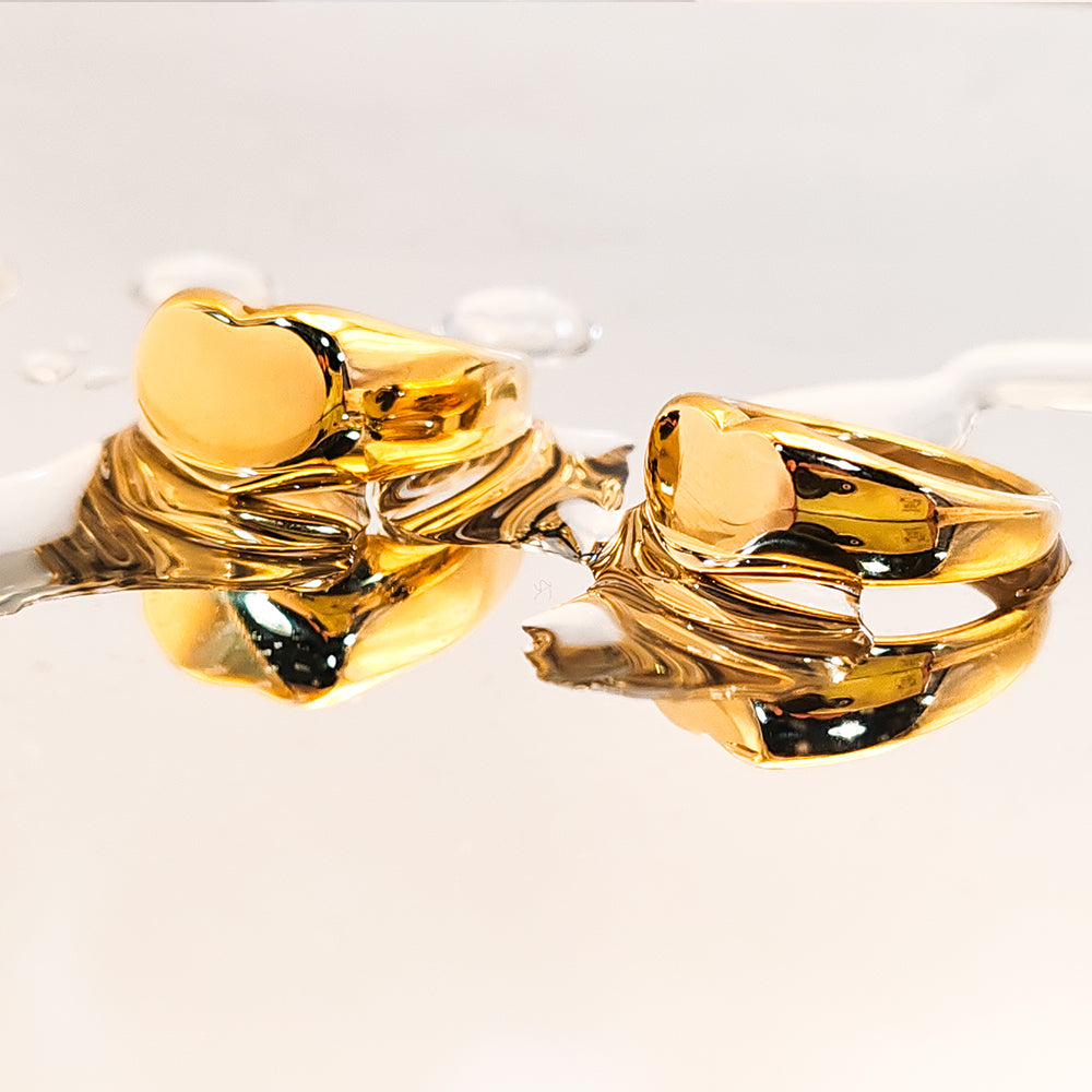 Minimalist Heart Signet Ring