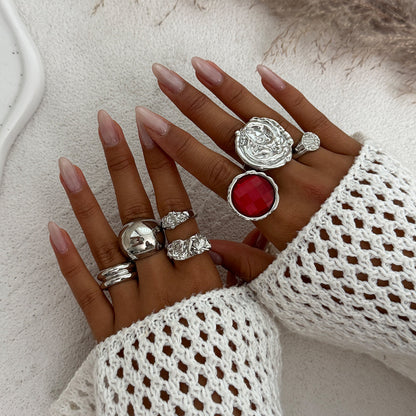 7pc Retro Rose & Geometric Ring Set