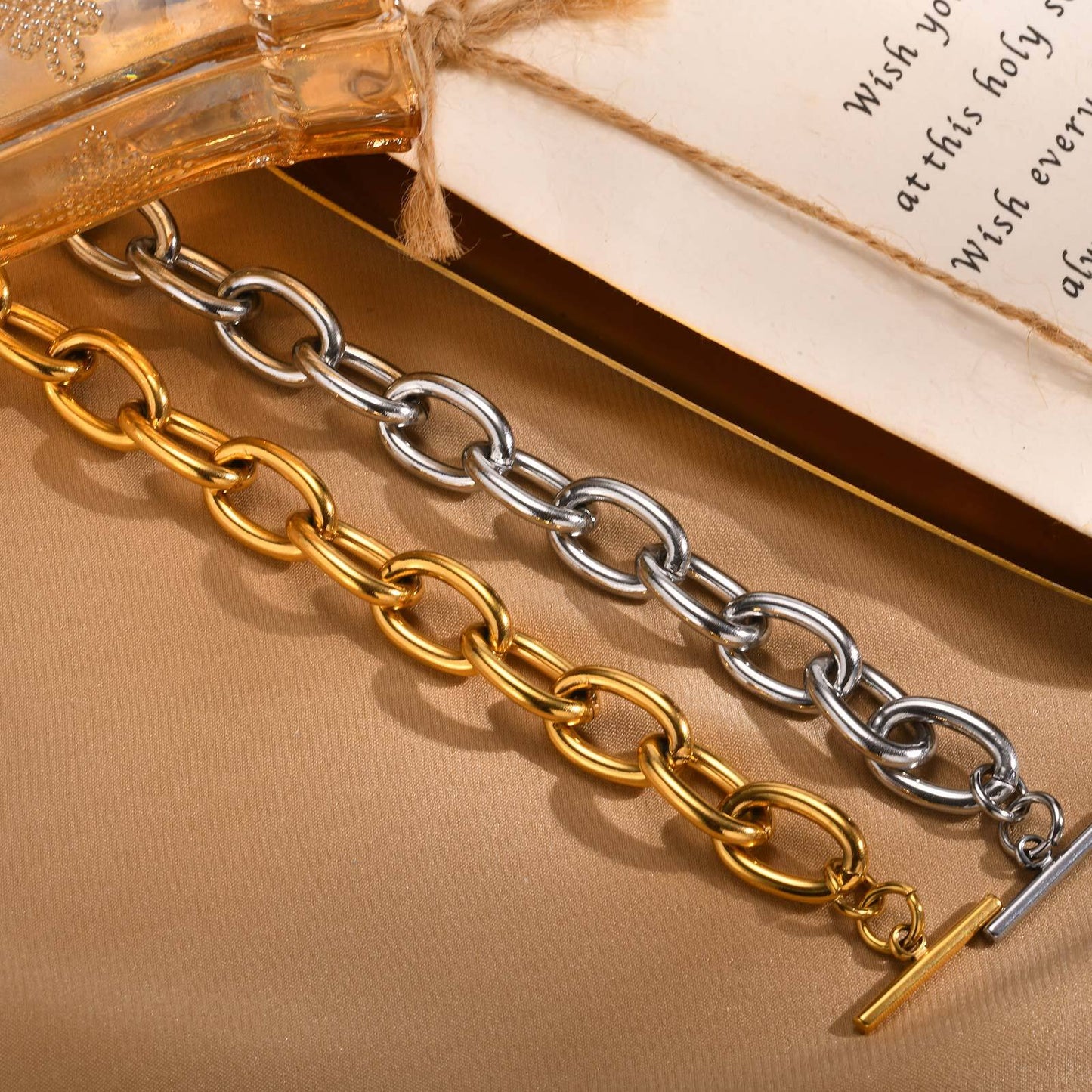 Chunky Gold Toggle Clasp Bracelet