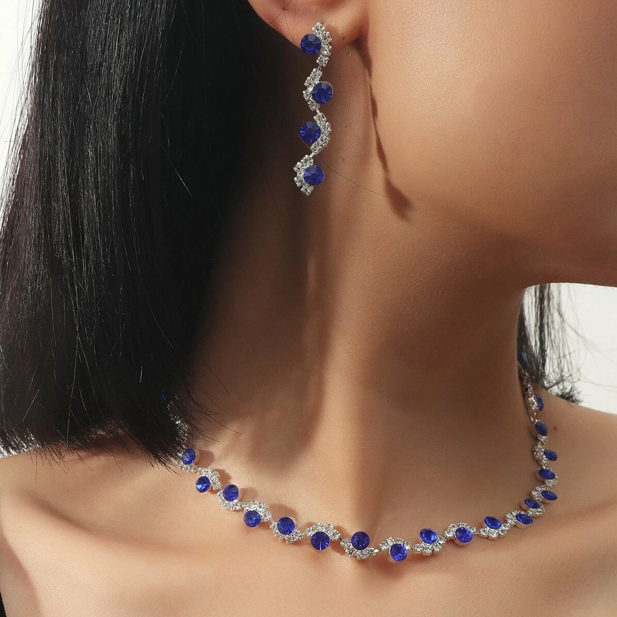 3pc Rhinestone Flower Necklace & Earrings Set