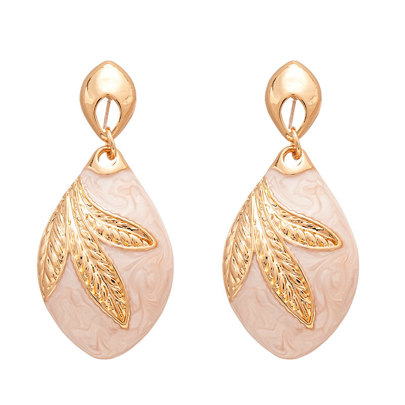 Leaf Accent Shell Drop Earrings