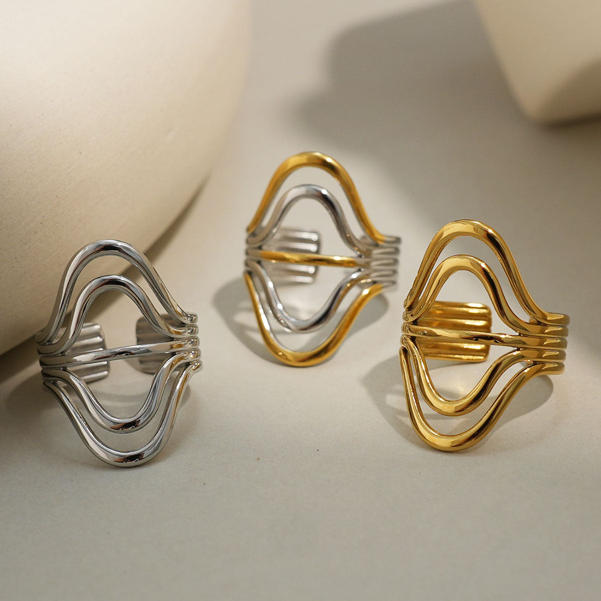 Geometric Irregular Stacking Ring