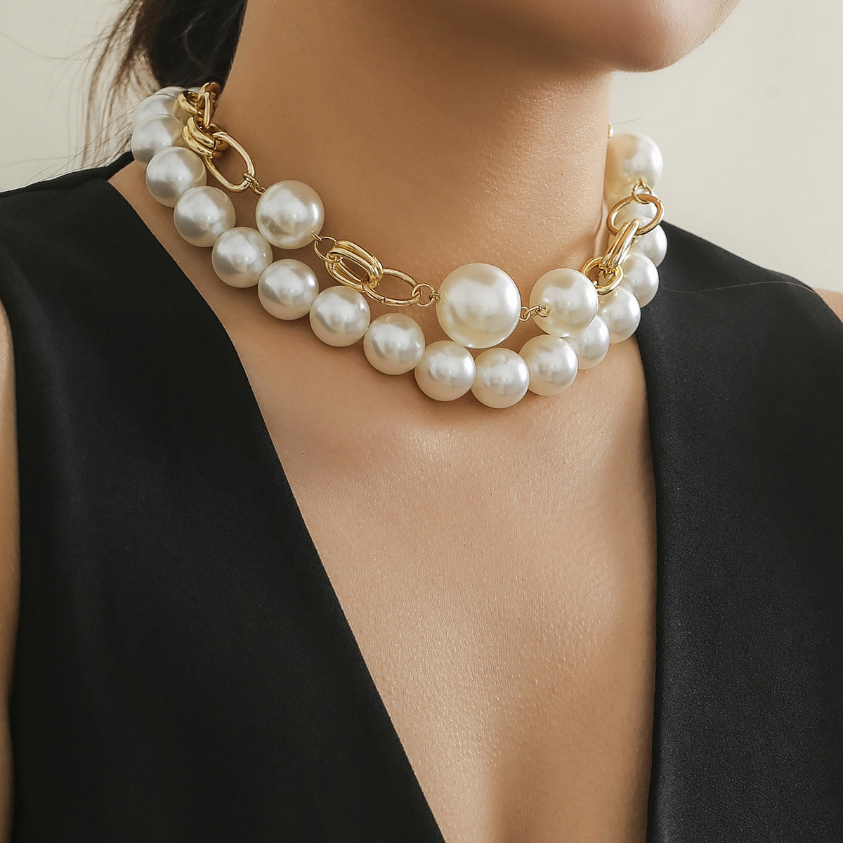 Multilayer Pearl Bead Choker Necklace
