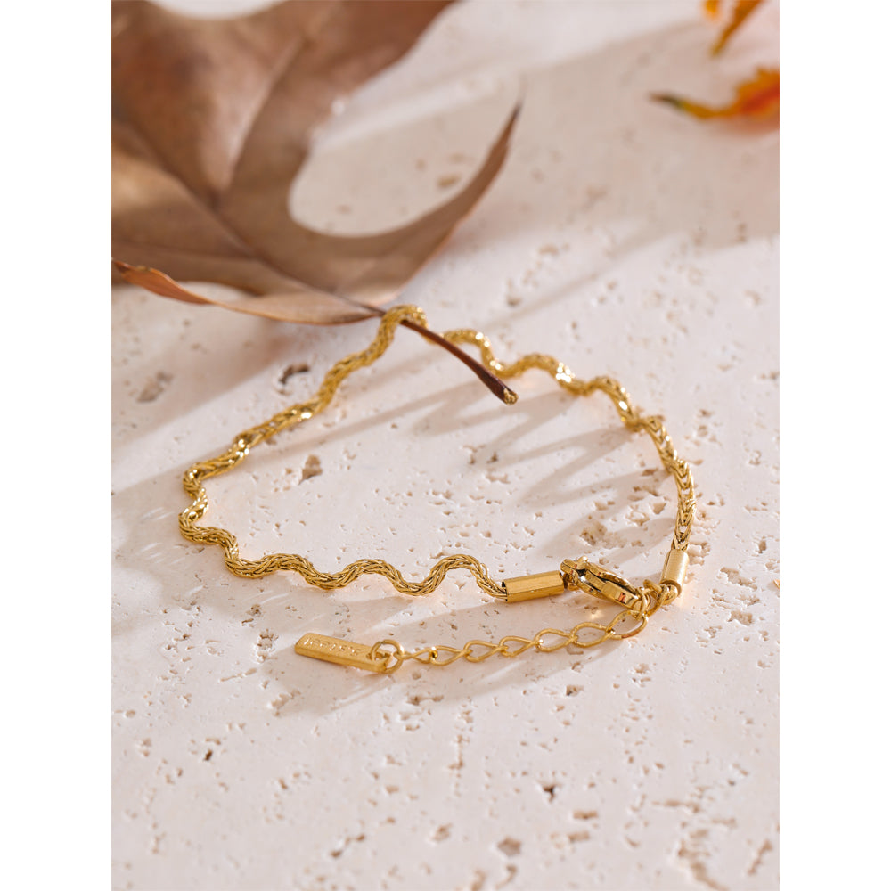 Dainty Gold Chain Drop Bracelet