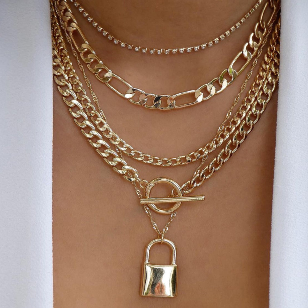 Chunky Gold Chain Toggle Lock Necklace Set
