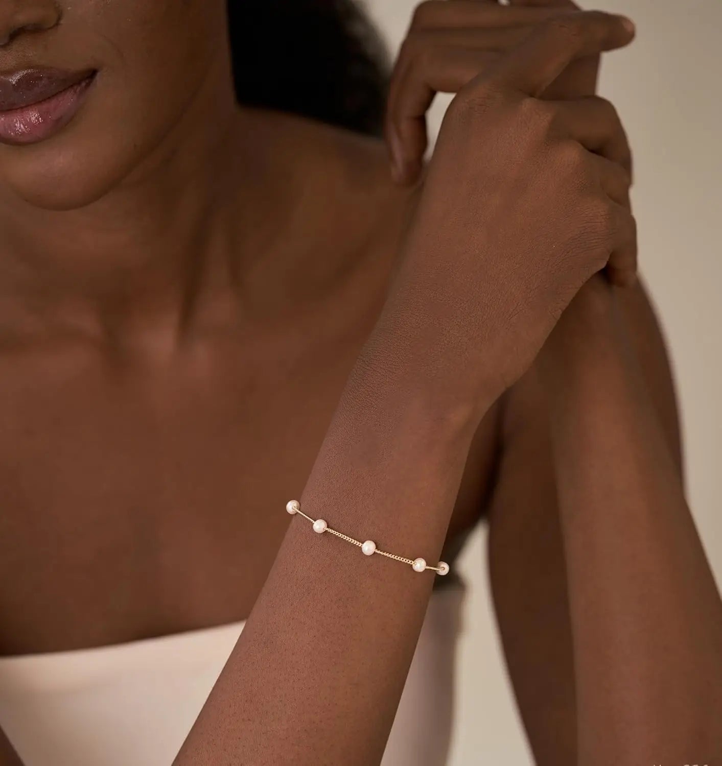 2pc Dainty Pearl & Gold Chain Bracelet Set