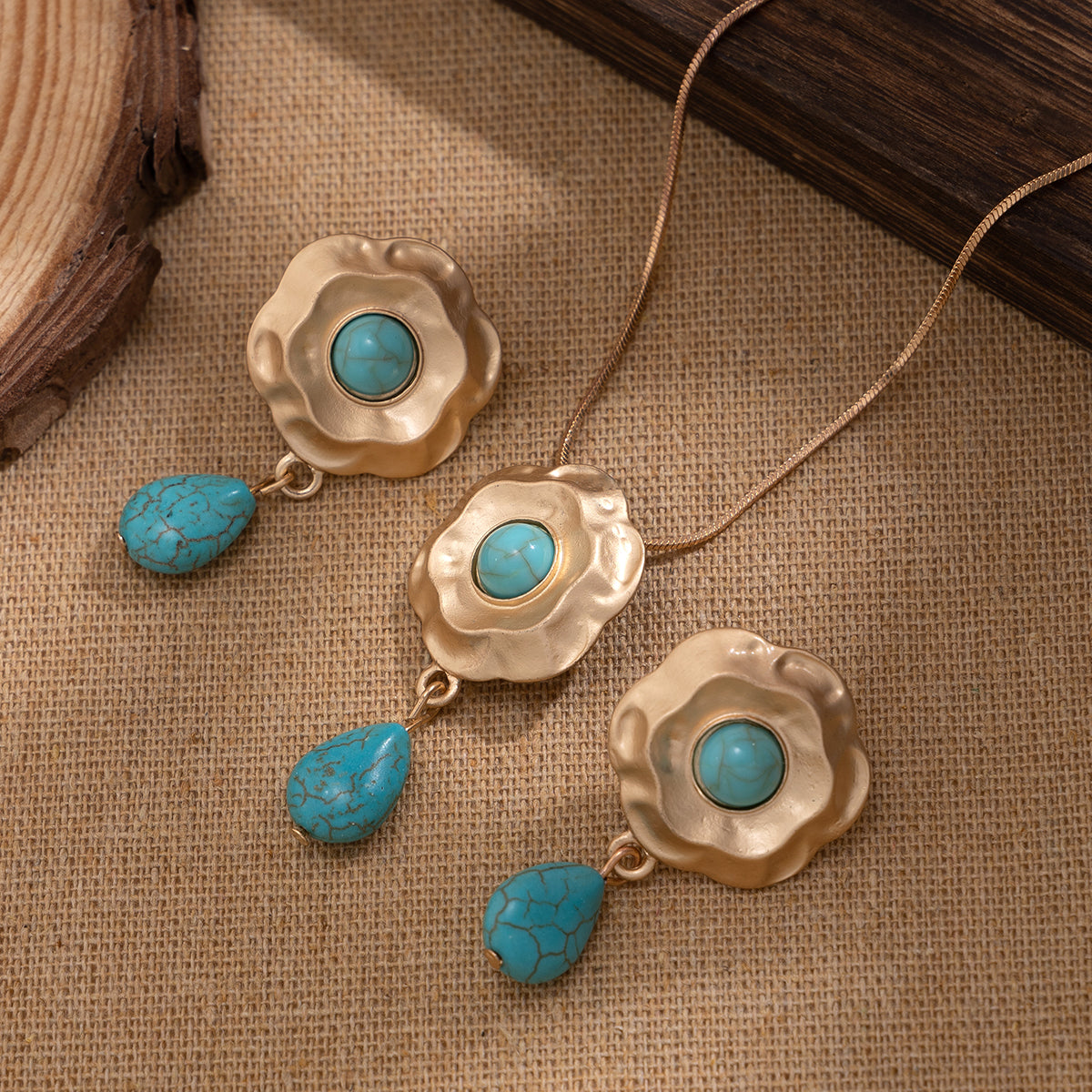Blue Stone Flower Choker & Earrings Set