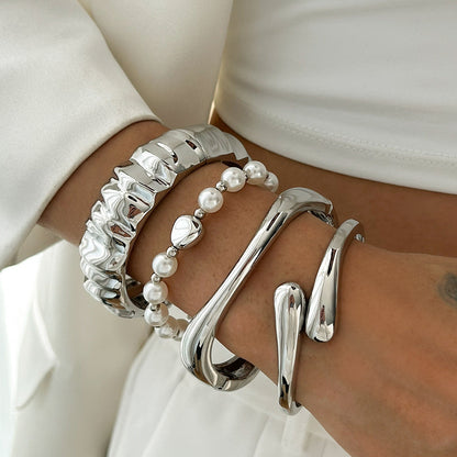 Gold & Silver Metal Bangle Stack