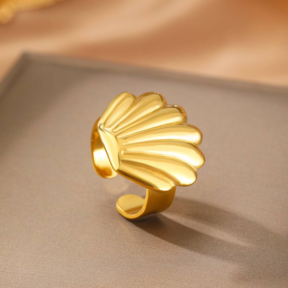 Bold Shell Statement Ring