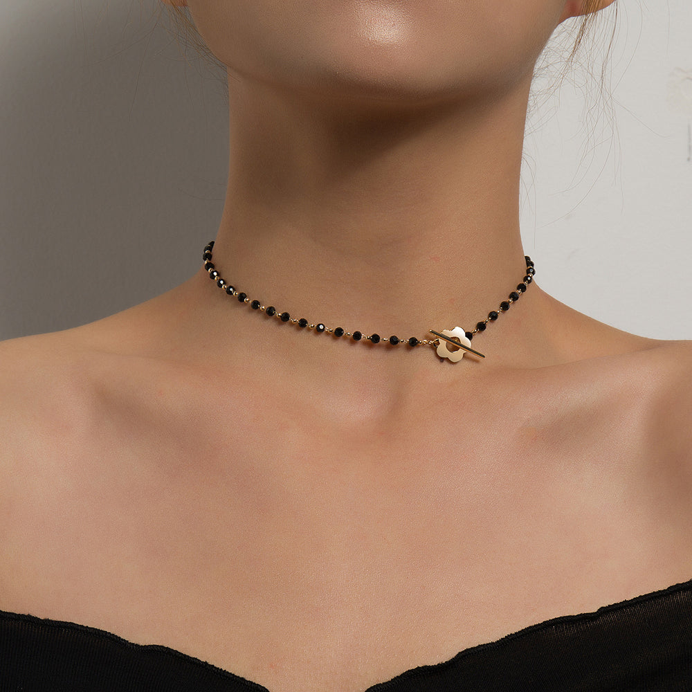 Black Bead Clover Toggle Choker
