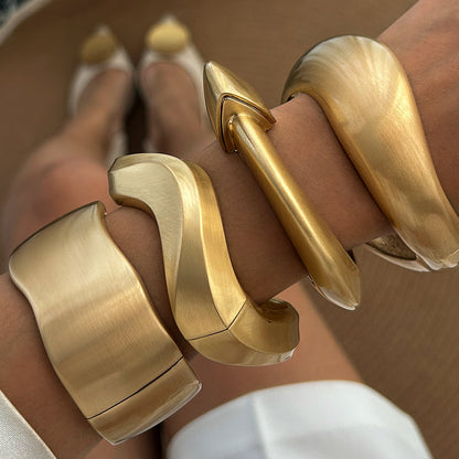 4pc Bold Sculptural Bangle Set