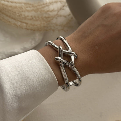 Chunky Gold Crossover Bracelet