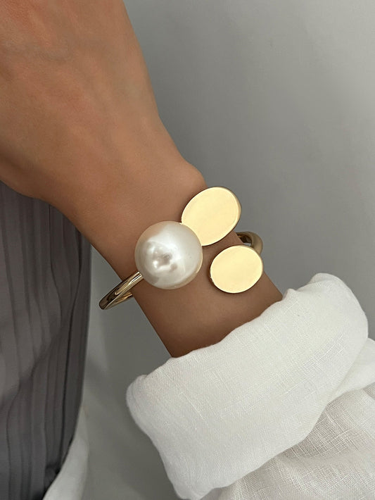 Punk Geometric Pearl Cuff Bracelet