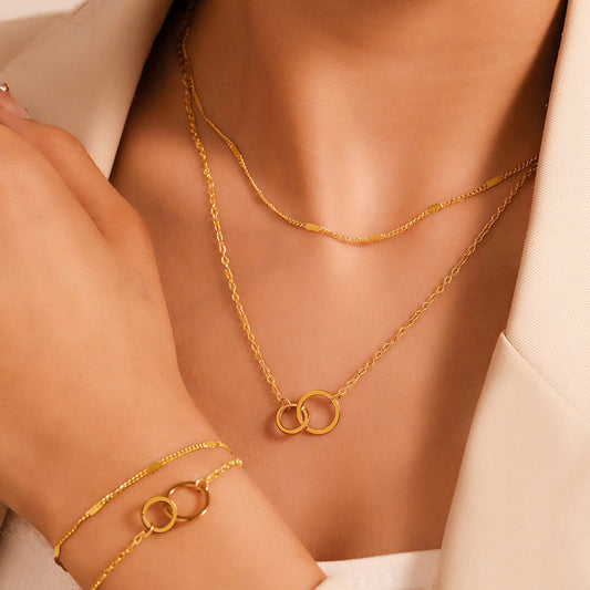 Interlocking Circle Necklace & Bracelet Set