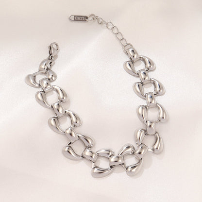 Gold Heart & Bow Chain Bracelet