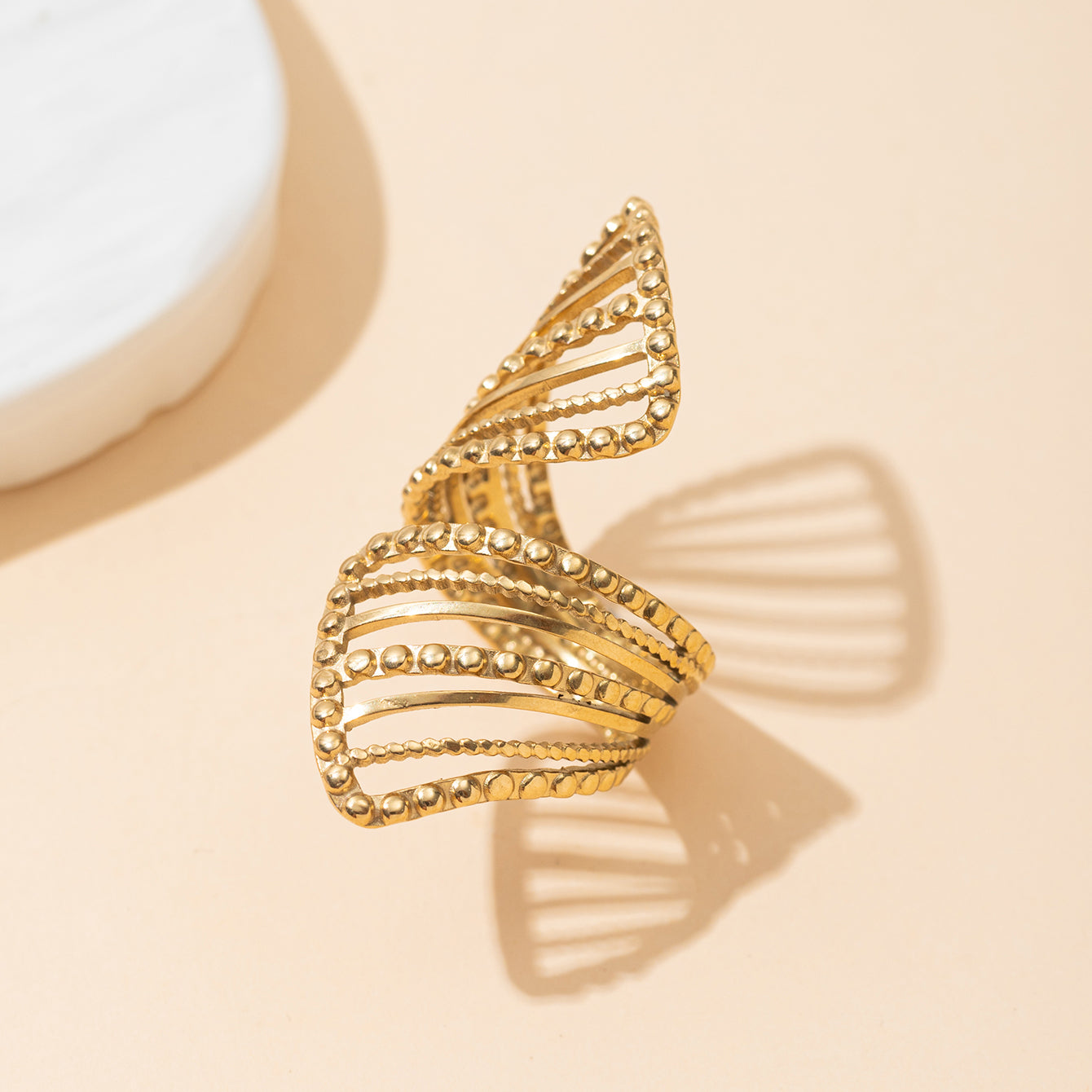 Retro Hollow Textured Ring