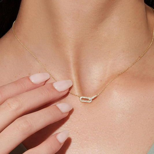 Dainty Intertwined Paperclip Necklace