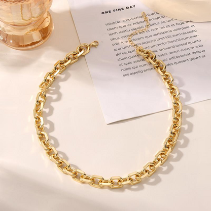 Dainty Paperclip Necklace