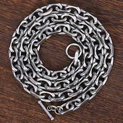 Cable Chain Toggle Necklace