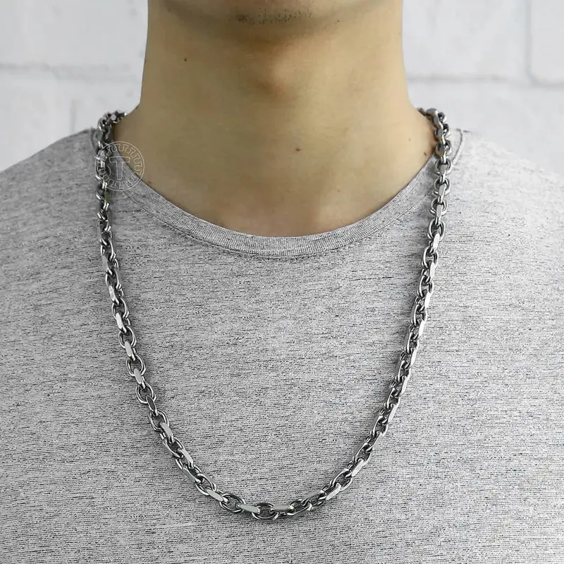 Cable Chain Toggle Necklace