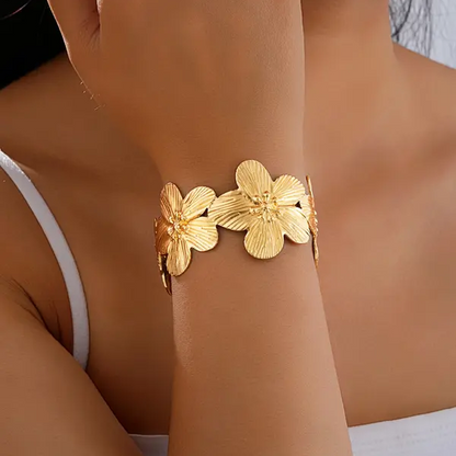 8pc Floral Bracelet Set