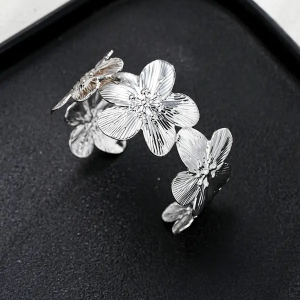 8pc Floral Bracelet Set