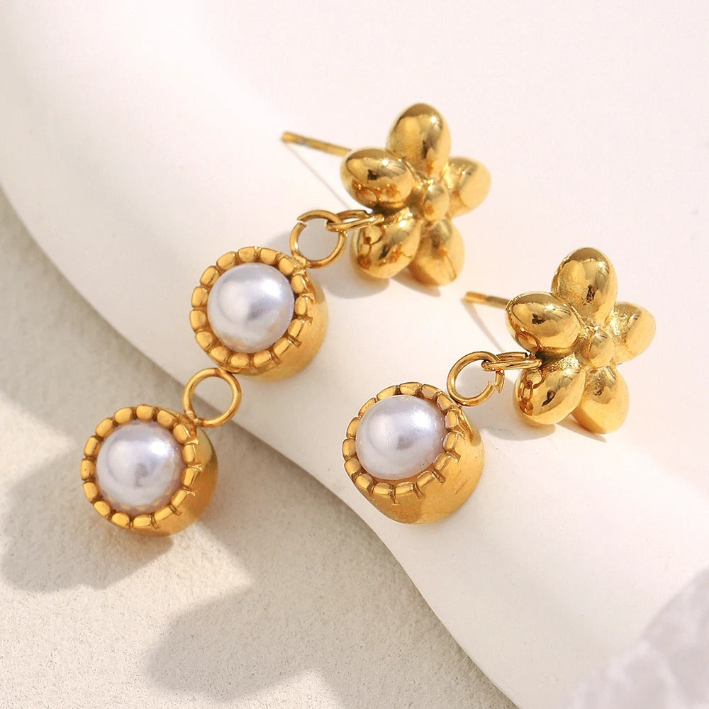Dainty Floral Pearl Earrings