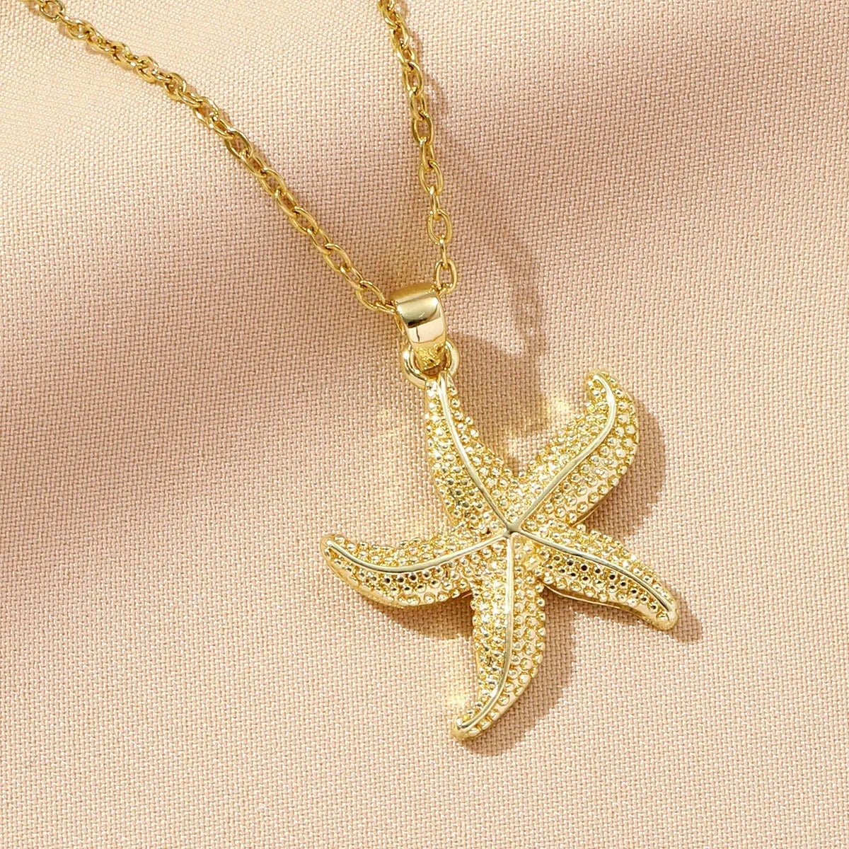 Minimal Starfish Necklace