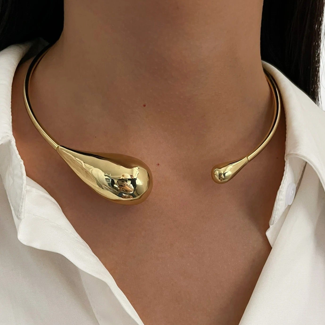 Chunky Water Drop Open Necklace