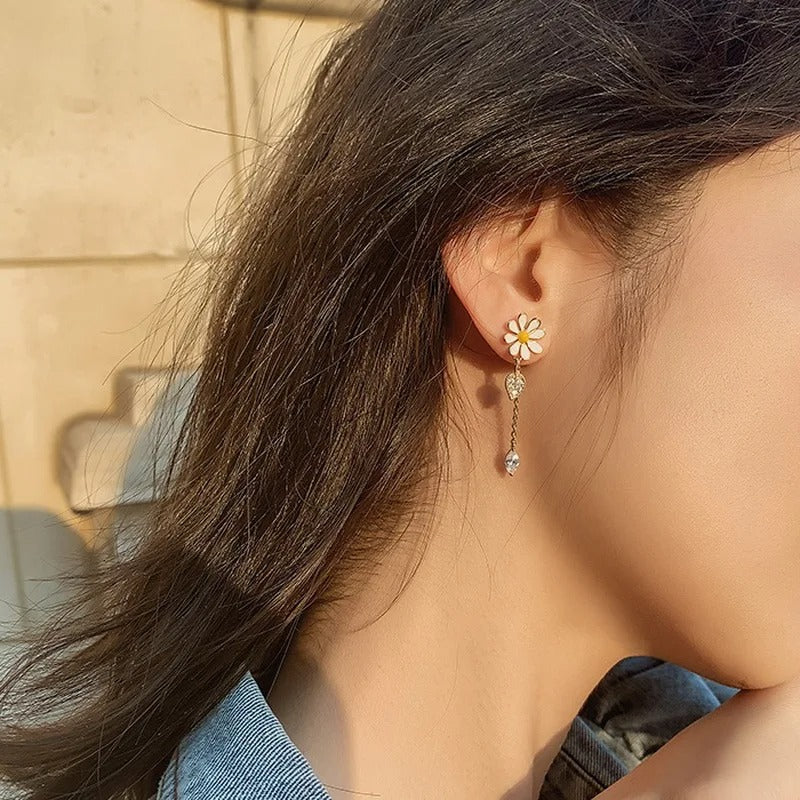 Long Daisy Asymmetrical Earrings